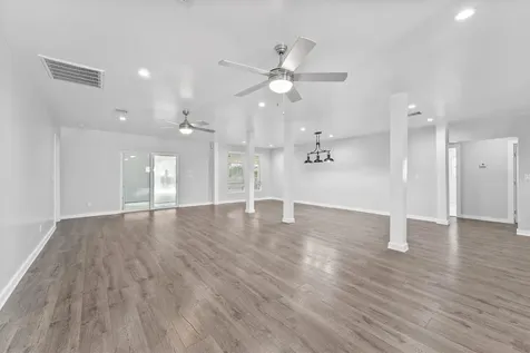 381 County Road 3404 Cleveland TX 77327
