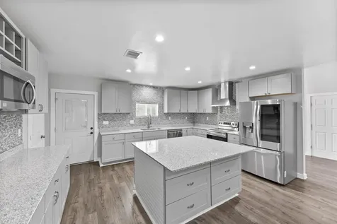 381 County Road 3404 Cleveland TX 77327