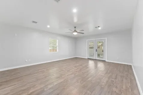 381 County Road 3404 Cleveland TX 77327
