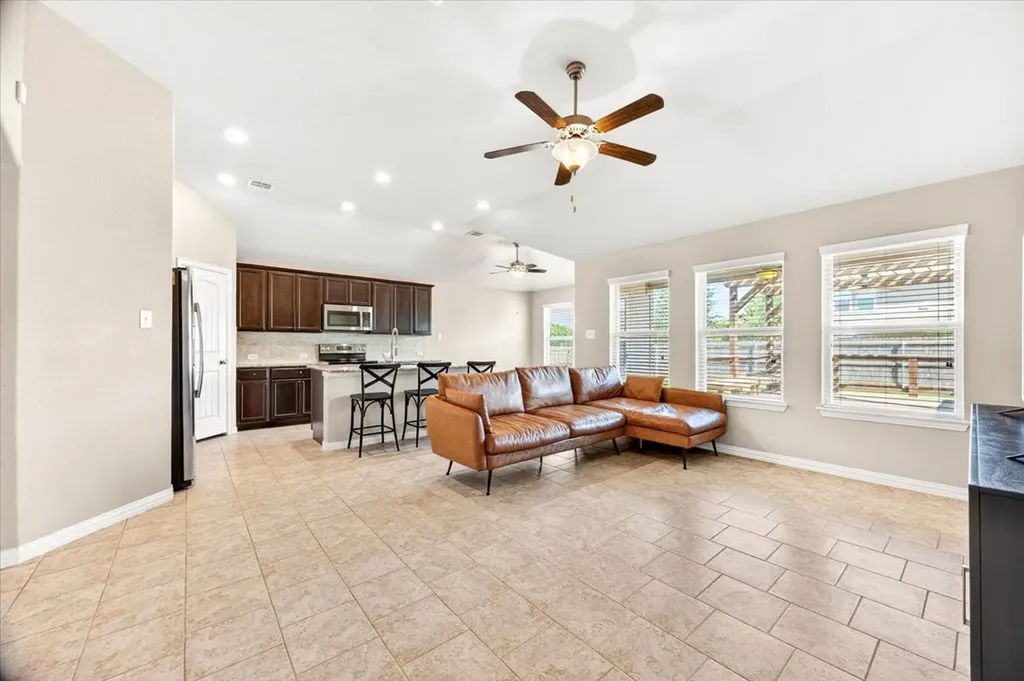 5611 Briar Knoll New Braunfels TX 78132