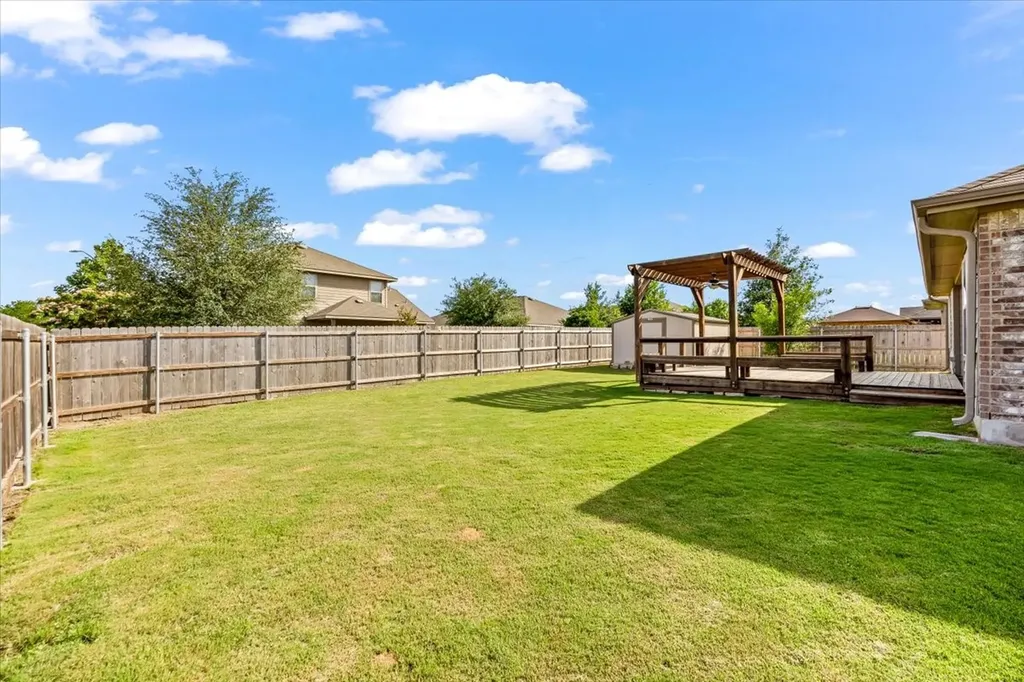 5611 Briar Knoll New Braunfels TX 78132