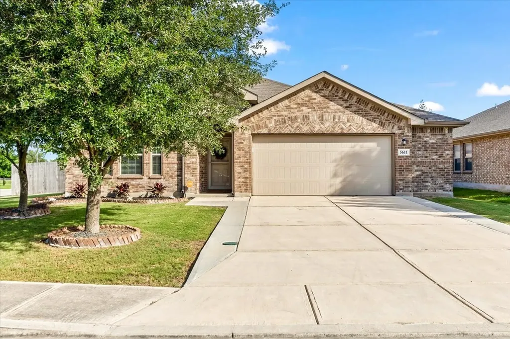 5611 Briar Knoll New Braunfels TX 78132