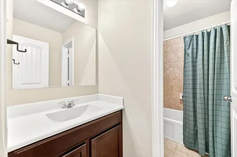 5611 Briar Knoll New Braunfels TX 78132