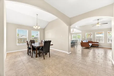 5611 Briar Knoll New Braunfels TX 78132