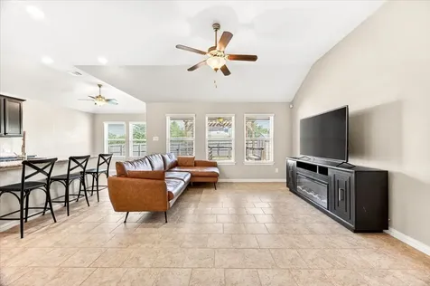 5611 Briar Knoll New Braunfels TX 78132