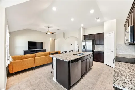 5611 Briar Knoll New Braunfels TX 78132