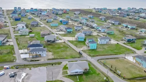 983 Tidelands Drive Crystal Beach TX 77650