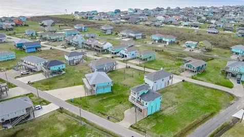 983 Tidelands Drive Crystal Beach TX 77650