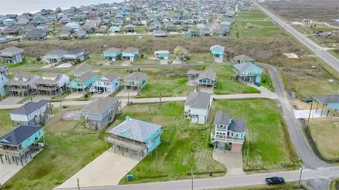 983 Tidelands Drive Crystal Beach TX 77650