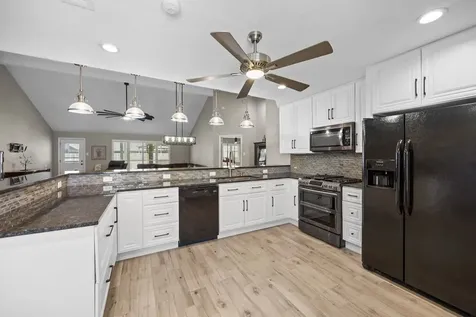 2419 Pebbledowne Circle Sugar Land TX 77478