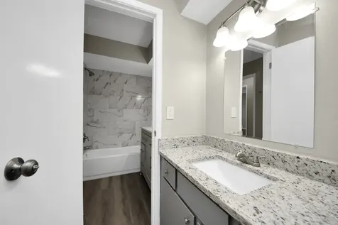 1736 Crestdale Drive 5 Houston TX 77080