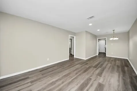 1736 Crestdale Drive 5 Houston TX 77080