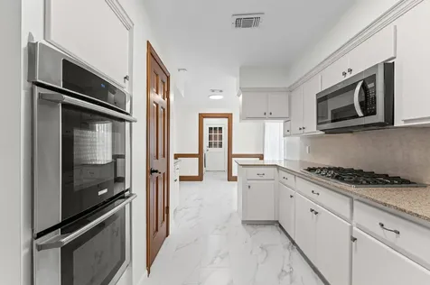 110 Shadow Wood Drive Sugar Land TX 77498