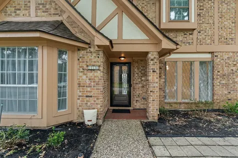 110 Shadow Wood Drive Sugar Land TX 77498