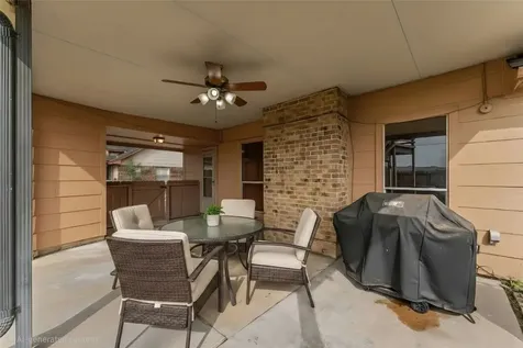 110 Shadow Wood Drive Sugar Land TX 77498