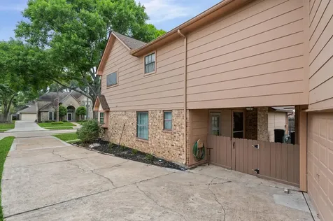 110 Shadow Wood Drive Sugar Land TX 77498