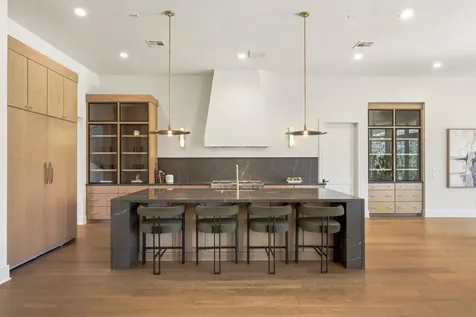 50 Aria Isle Drive The Woodlands TX 77380