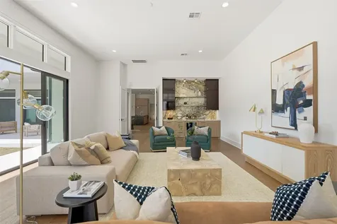 50 Aria Isle Drive The Woodlands TX 77380