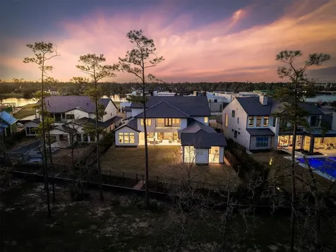 50 Aria Isle Drive The Woodlands TX 77380