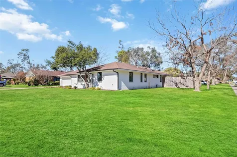 6306 Pineshade Lane Houston TX 77008