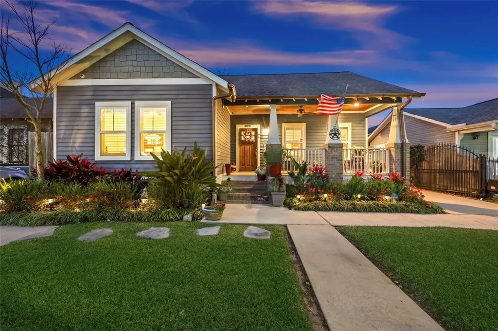 823 E 27th Street Houston TX 77009