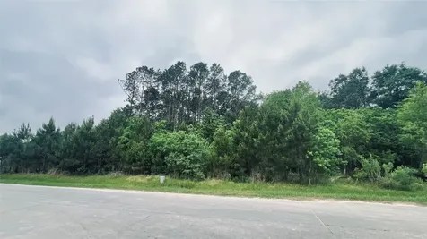 1149 County Road 5010 Cleveland TX 77327
