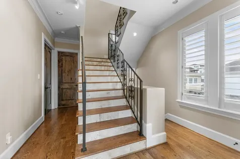5215 Feagan Street A Houston TX 77007