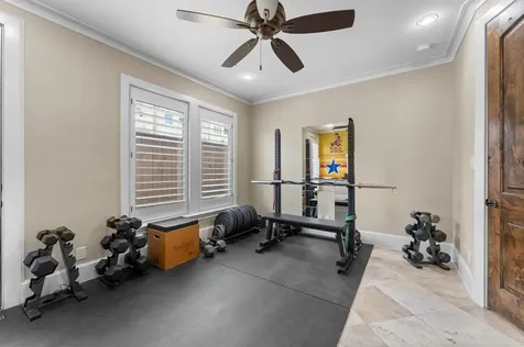 5215 Feagan Street A Houston TX 77007