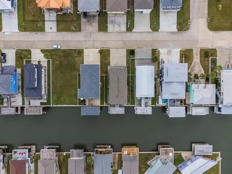 22122 Cantina Drive Galveston TX 77554