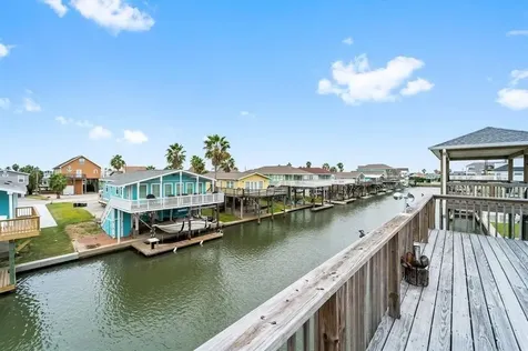 22122 Cantina Drive Galveston TX 77554