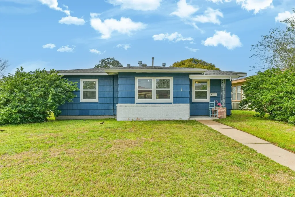 7 Gulf Lane Galveston TX 77550