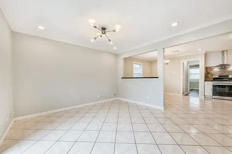 7 Gulf Lane Galveston TX 77550