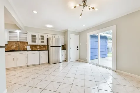 7 Gulf Lane Galveston TX 77550
