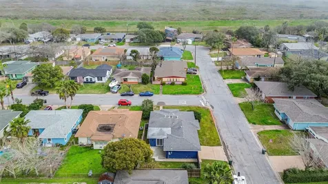 7 Gulf Lane Galveston TX 77550