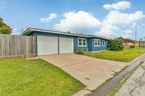 7 Gulf Lane Galveston TX 77550