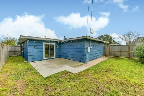 7 Gulf Lane Galveston TX 77550