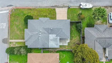 7 Gulf Lane Galveston TX 77550