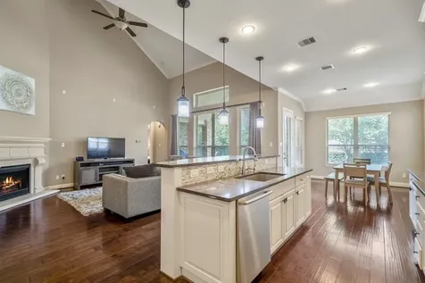 6815 Cottonwood Crest Lane Katy TX 77493