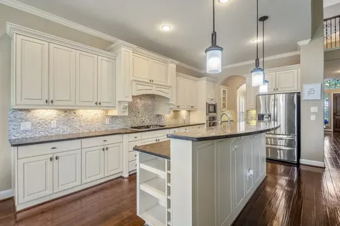 6815 Cottonwood Crest Lane Katy TX 77493