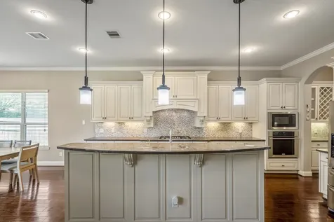 6815 Cottonwood Crest Lane Katy TX 77493