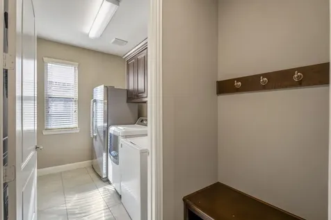 6815 Cottonwood Crest Lane Katy TX 77493