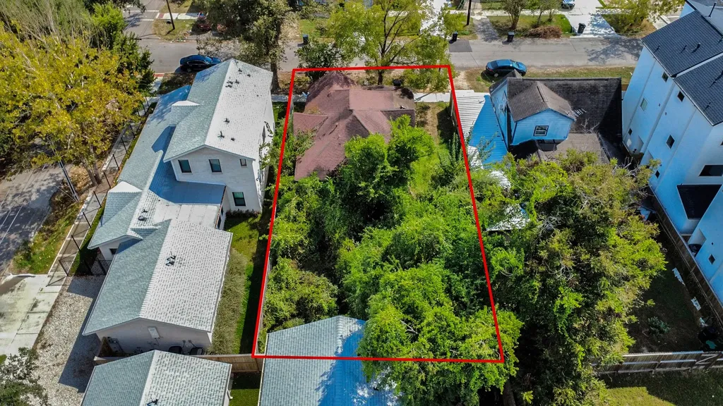 2710 Delano Street Houston TX 77004