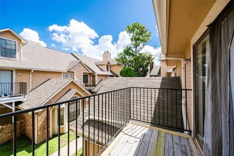 2300 Old Spanish Trail 2063 Houston TX 77054