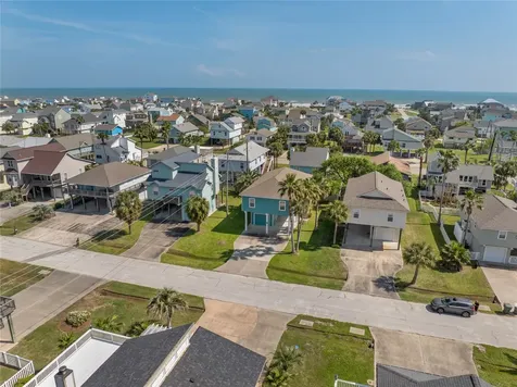 13819 Mutiny Lane Galveston TX 77554