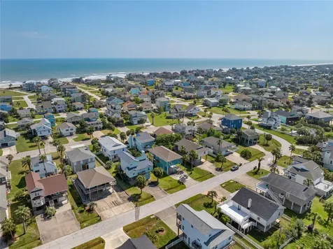 13819 Mutiny Lane Galveston TX 77554