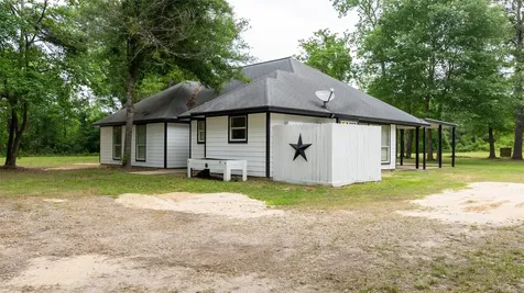 4204 Fm 2518 Road Cleveland TX 77327