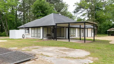 4204 Fm 2518 Road Cleveland TX 77327