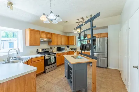 4204 Fm 2518 Road Cleveland TX 77327