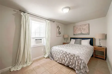 1409 Wheeler Street Houston TX 77004
