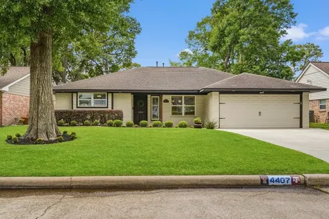 4407 Rosebay Drive Houston TX 77018